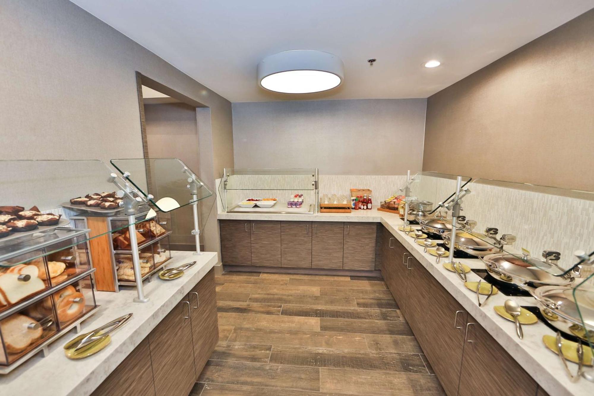 Hotel Doubletree By Hilton Atlanta Alpharetta-Windward Extérieur photo