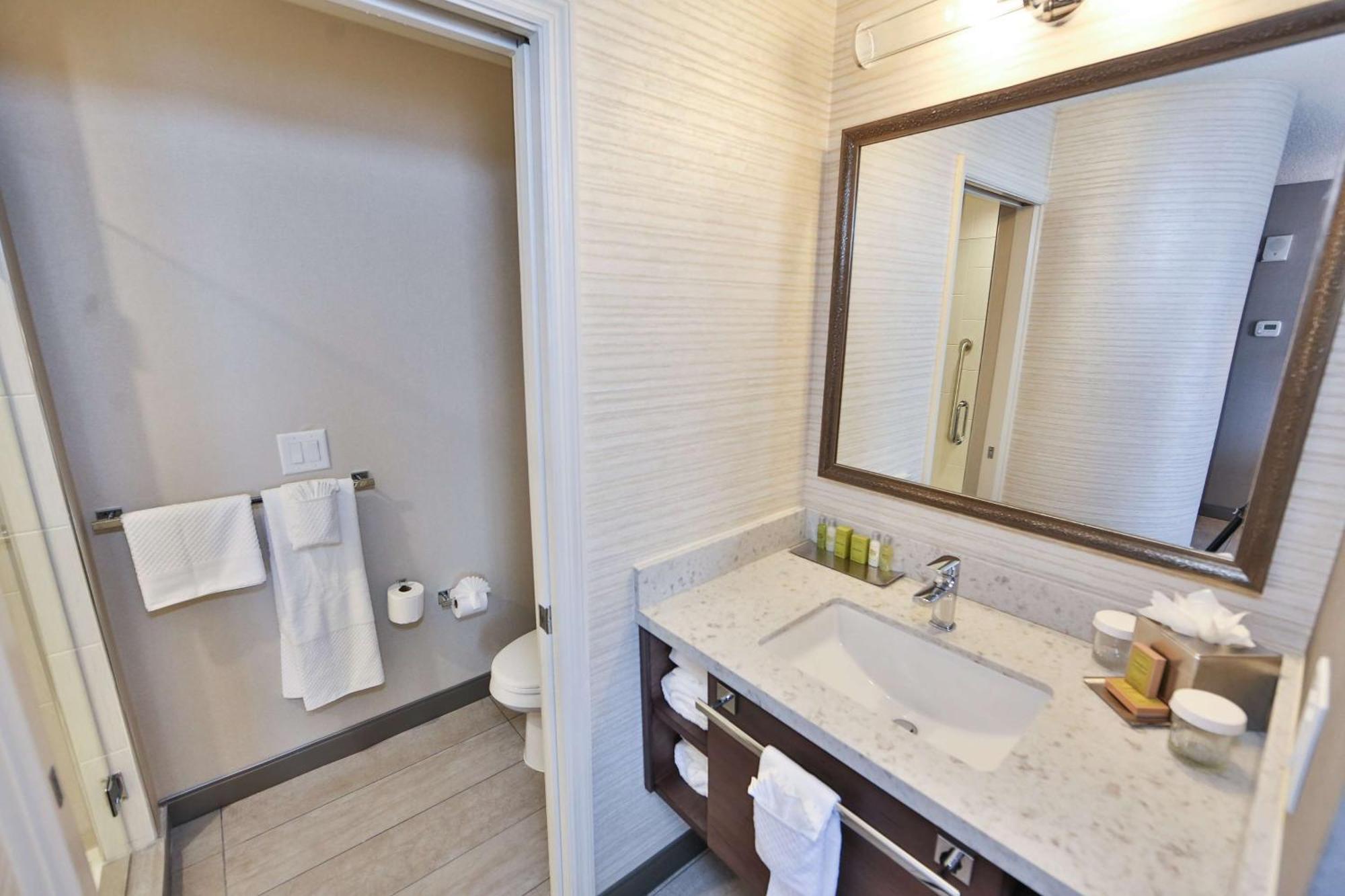Hotel Doubletree By Hilton Atlanta Alpharetta-Windward Extérieur photo